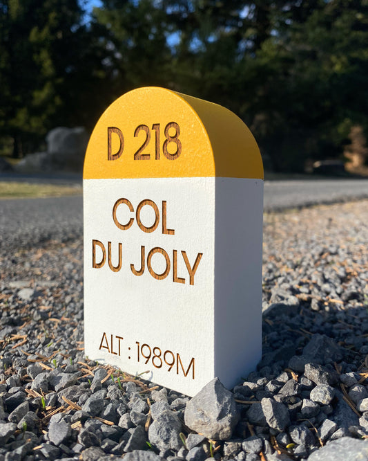 Borne miniature en bois Col du Joly