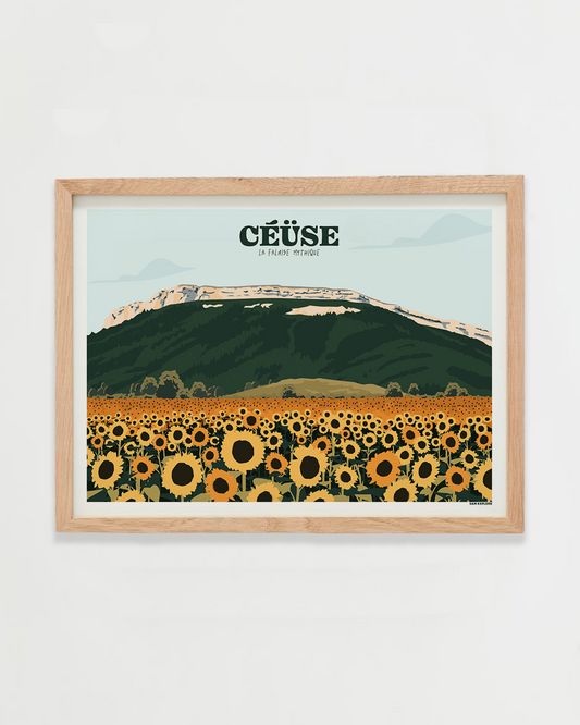 Affiche Céüse – La Falaise Mythique représentant un champ de tournesols jaunes avec la falaise de Céüse en arrière-plan dans les Hautes-Alpes