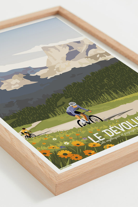 Affiche Dévoluy Vélo – route de montagne et falaises du Dévoluy, cadre bois clair