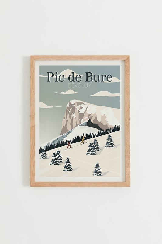 Affiche Pic de Bure – skieurs dans les Hautes-Alpes, panorama du Dévoluy enneigé, cadre chêne