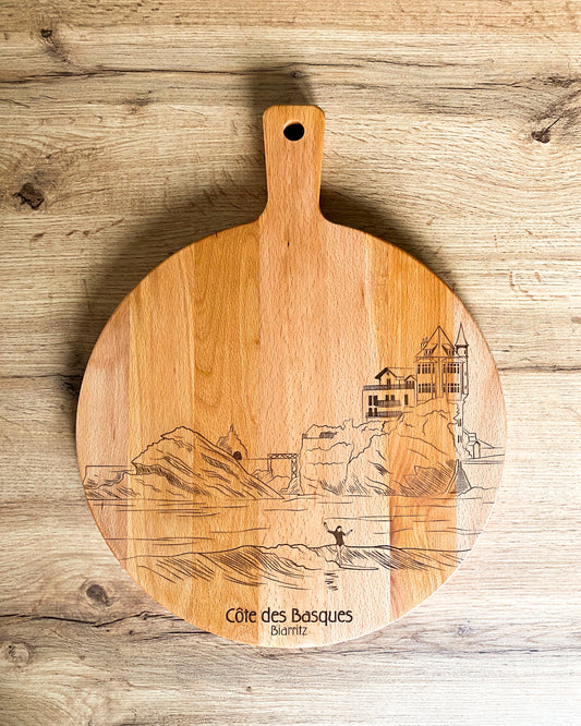 Planche à servir en hêtre, gravé côte des basques, Biarritz 