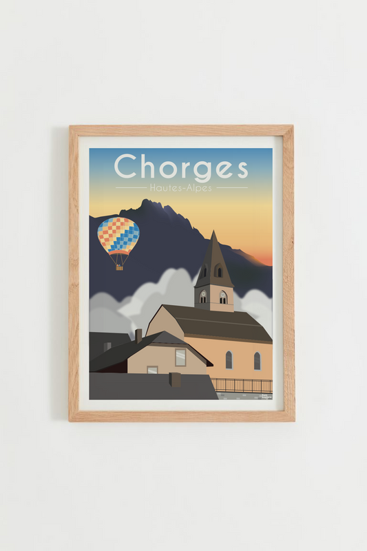 Affiche Chorges – village et église au lever du soleil, montgolfière et Aiguilles de Chabrières, cadre bois clair