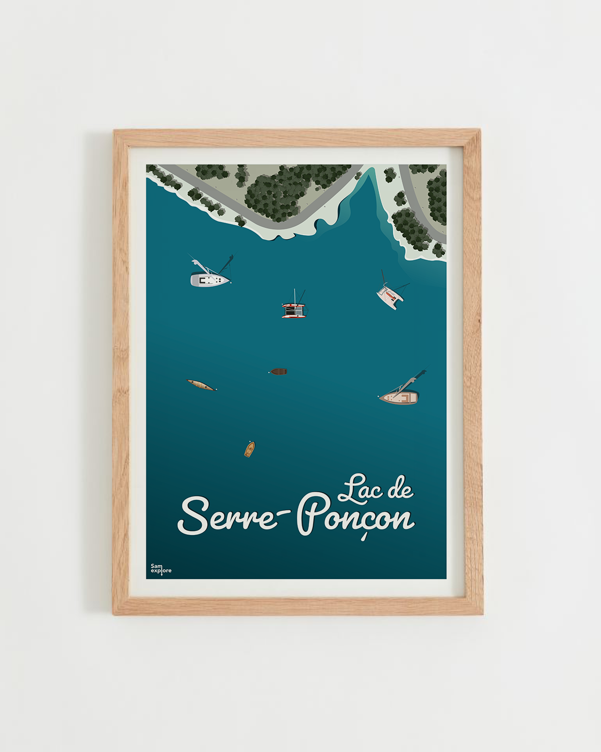 Affiche Lac de Serre-Ponçon – vue aérienne du lac et plage de Chanteloube, cadre bois clair